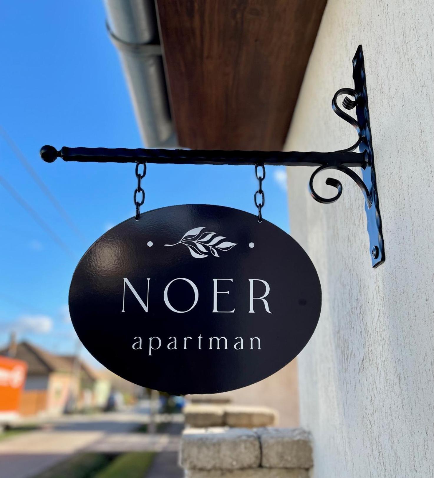 Noer * Vecses