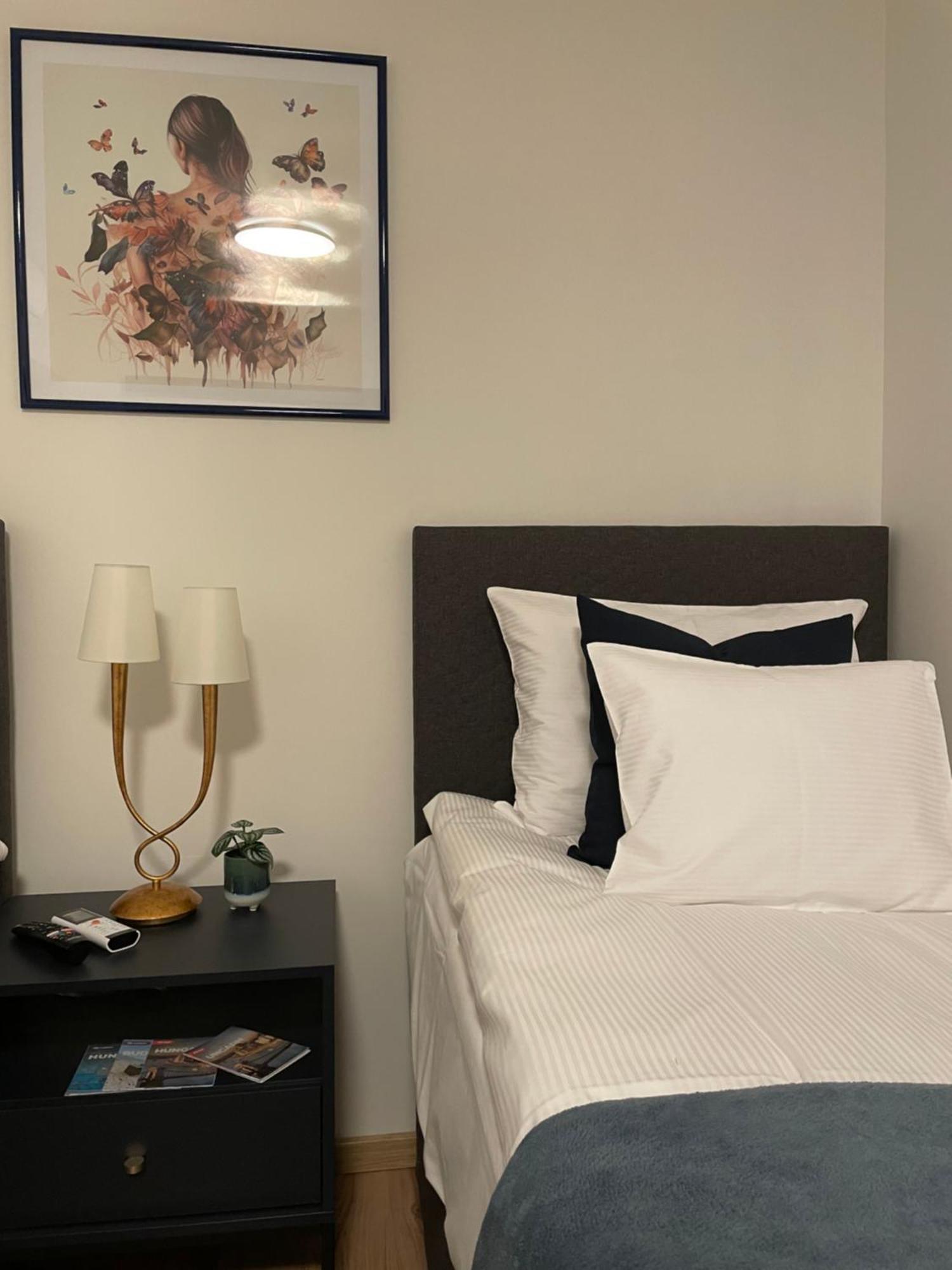 Noer Apartment Vecses
